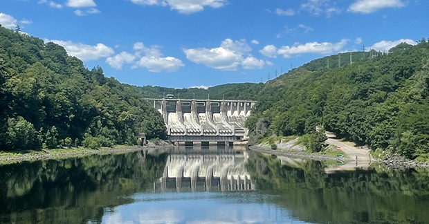 dam