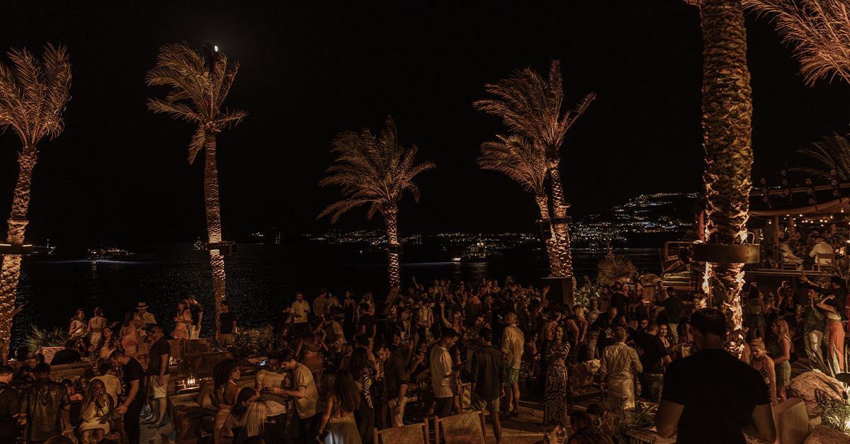 Scorpios-beach-club-Mykonos
