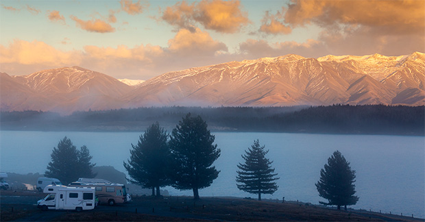 shutterstock_1087469153