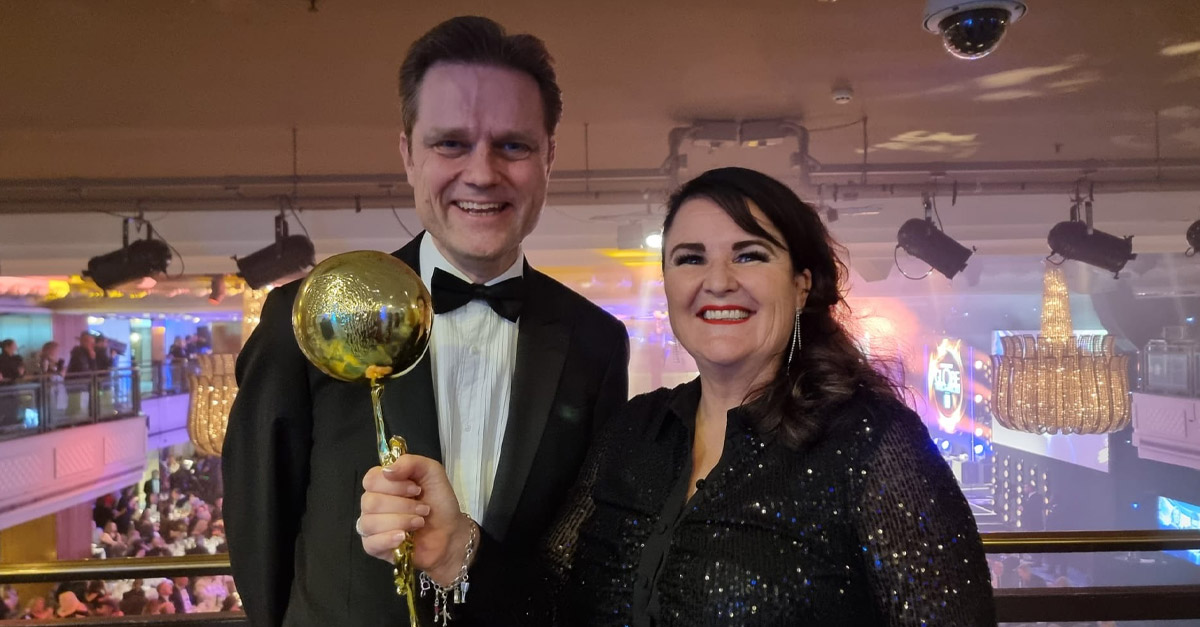 Emirates-Globes