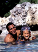 Anheuser_DiscoveryCove_SwimDolphins