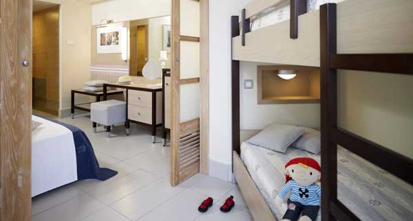 Rooms4