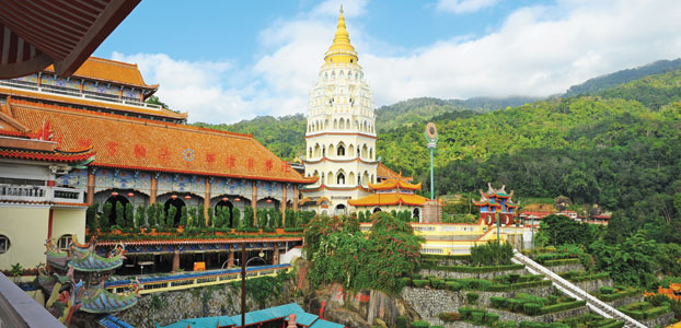KekLokSi Temple Image credit: Tourism Malaysia