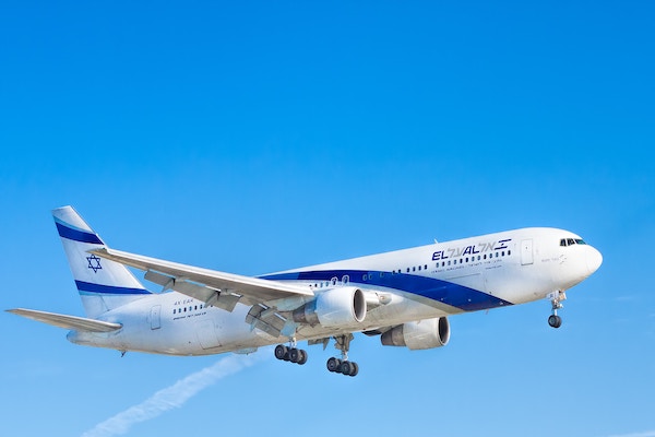 Israel air links restricted as carriers extend suspensions