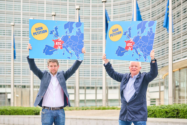 Ryanair starts petition to save flights from French air traffic control strikes