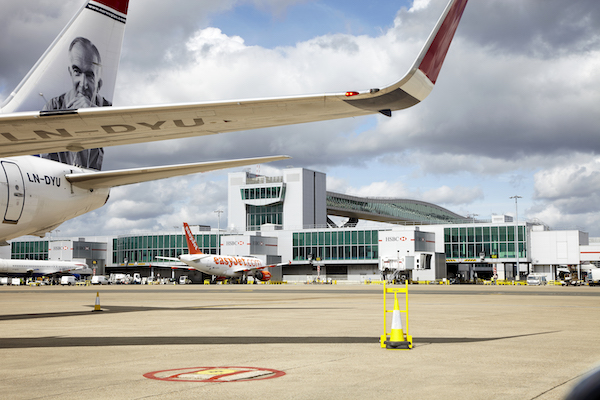 Over 4,600 Gatwick workers receive average 8.3% pay rise