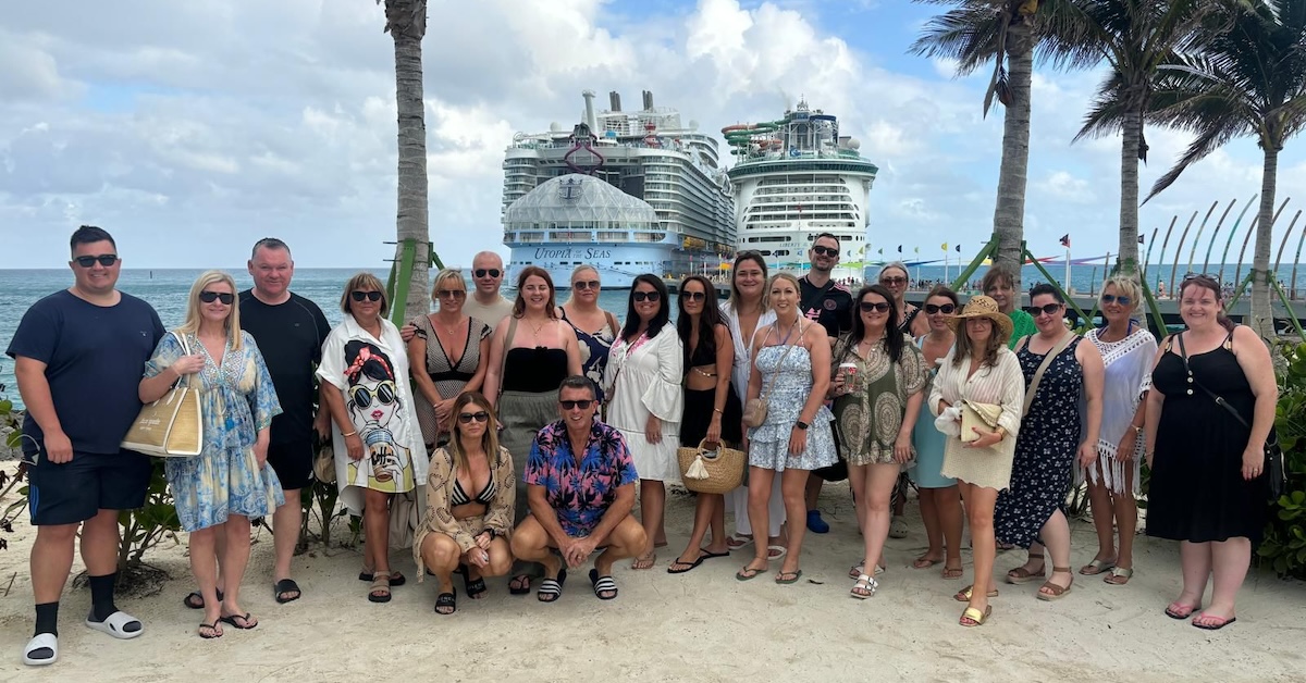 Barrhead Travel takes 20 top sellers on VIP trip to Florida and Bahamas