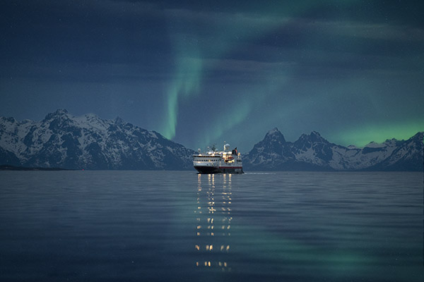 Hurtigruten Coastal image3