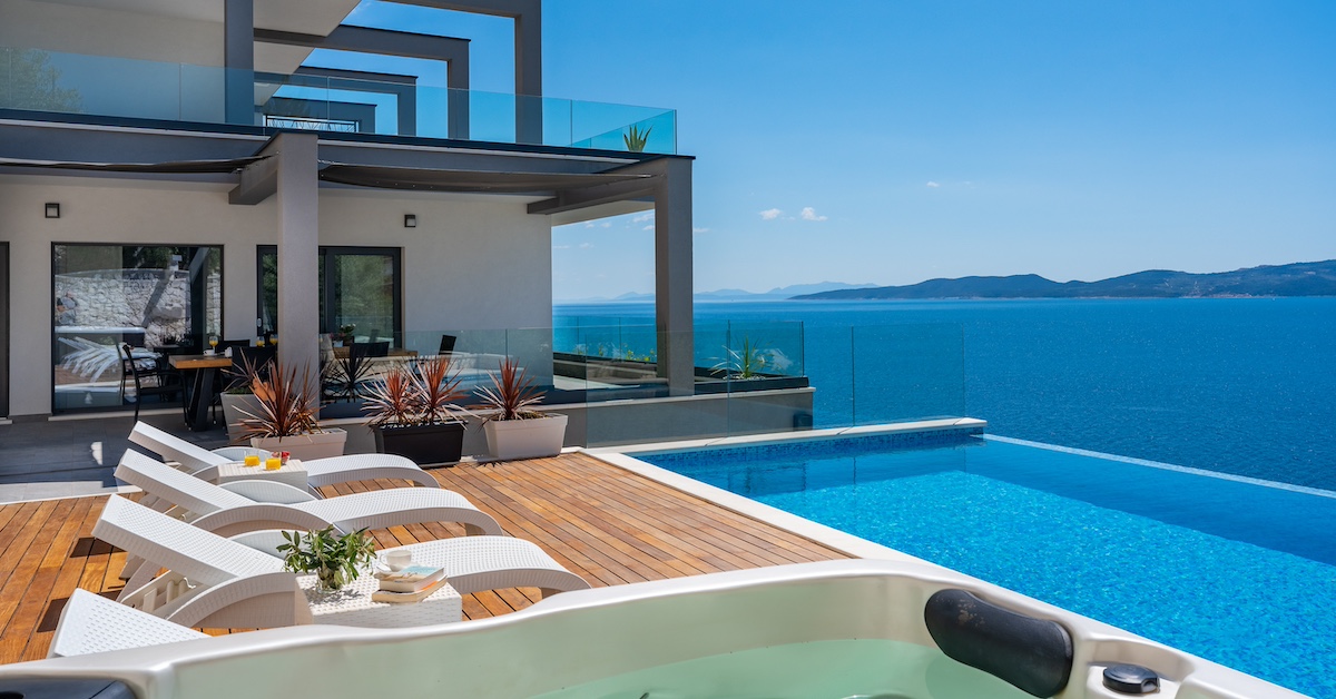 SPL Villas seals sales deal with The Travel Network Group