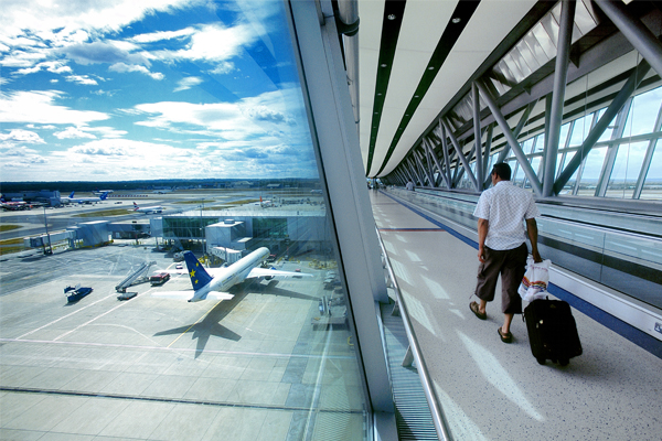 Gatwick workers set to strike during July in pay dispute