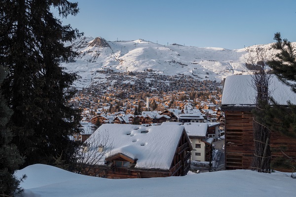 Inghams suspends December ski departures to Switzerland