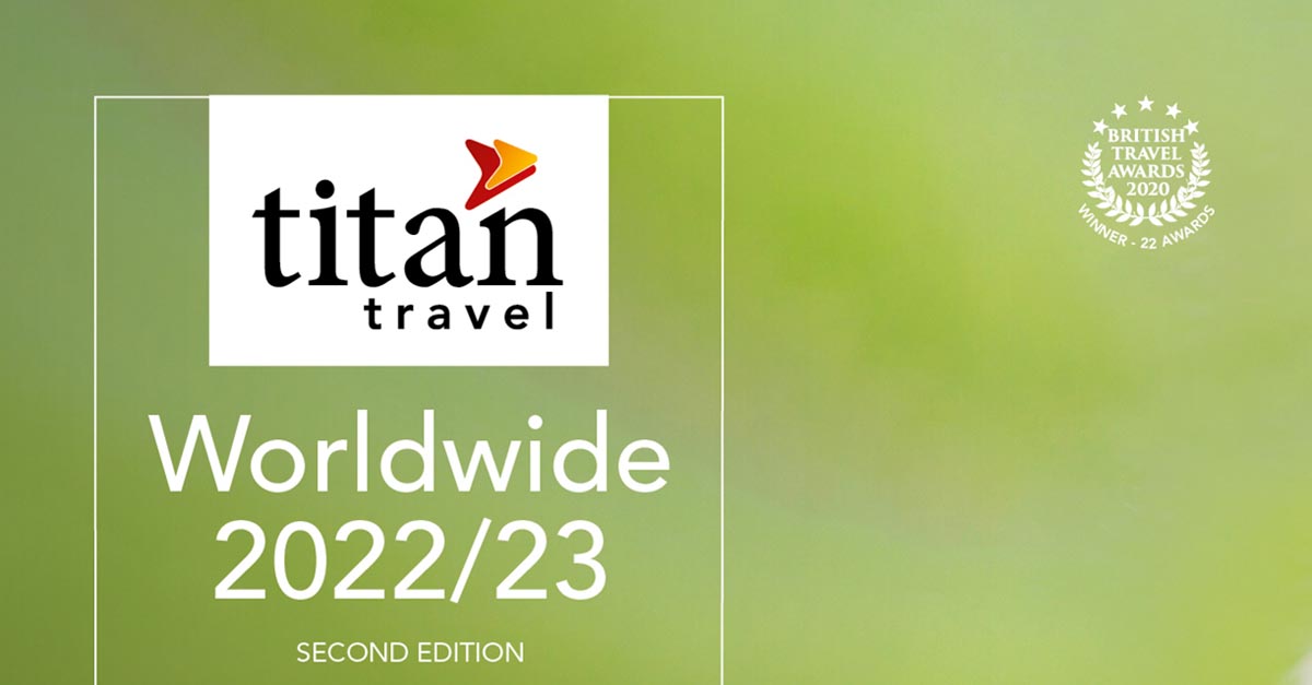 titan travel group size