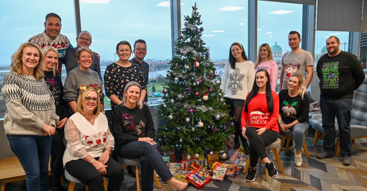 Travel Counsellors donates to two local charity Christmas appeals