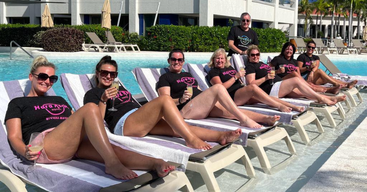 Top-selling Vertical homeworkers rewarded with Mexico fam trip