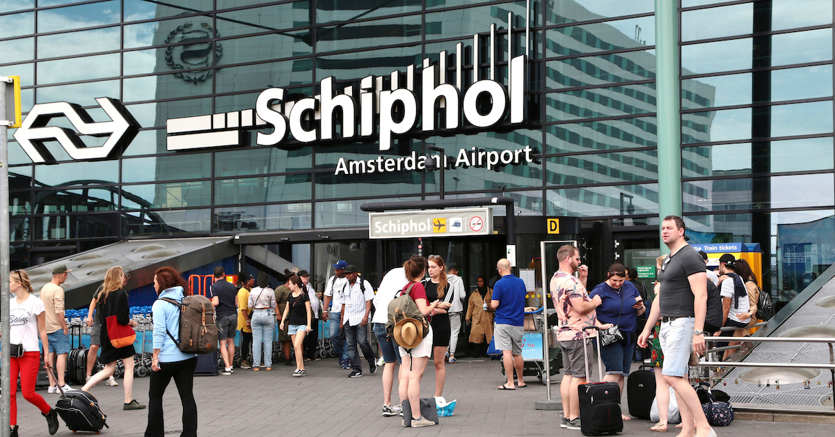 Schiphol to impose ban on night flights