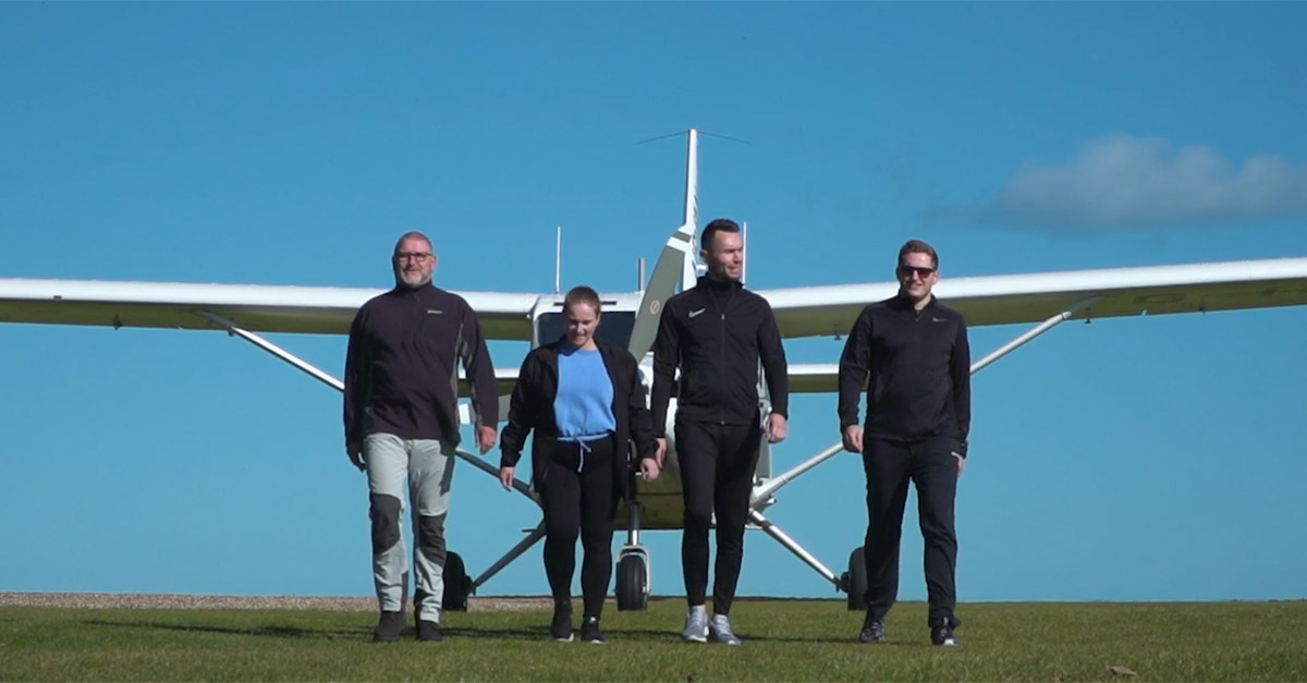 Jet2 trade team complete skydive to encourage agents to face fears
