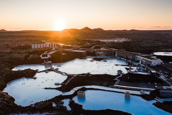 Iceland’s Blue Lagoon closes amid latest volcanic eruption