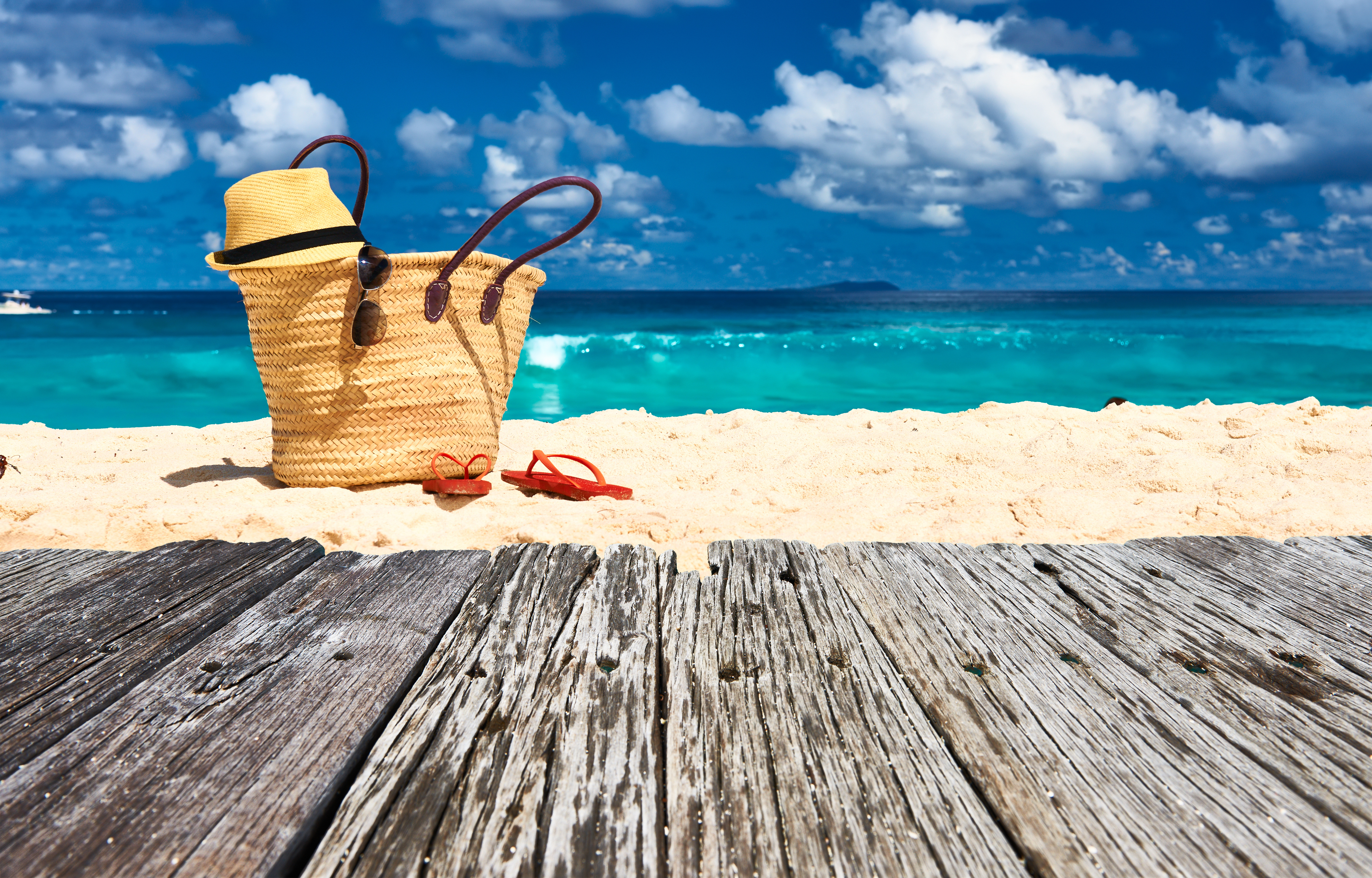 Майские праздники попали на отпуск. Лето море. Лето отпуск. Отпуск у моря. Лето пляж.